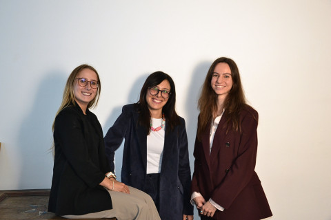 Business Pool Business Pool